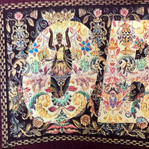 Obey Burgundy Floral/Figural Warrior Logo Hoodie - M - Picture 4 of 11